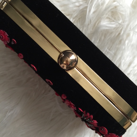 JCREW BEADED VELVET EMBELLISHED CLUTCH NWT - Picture 6 of 9